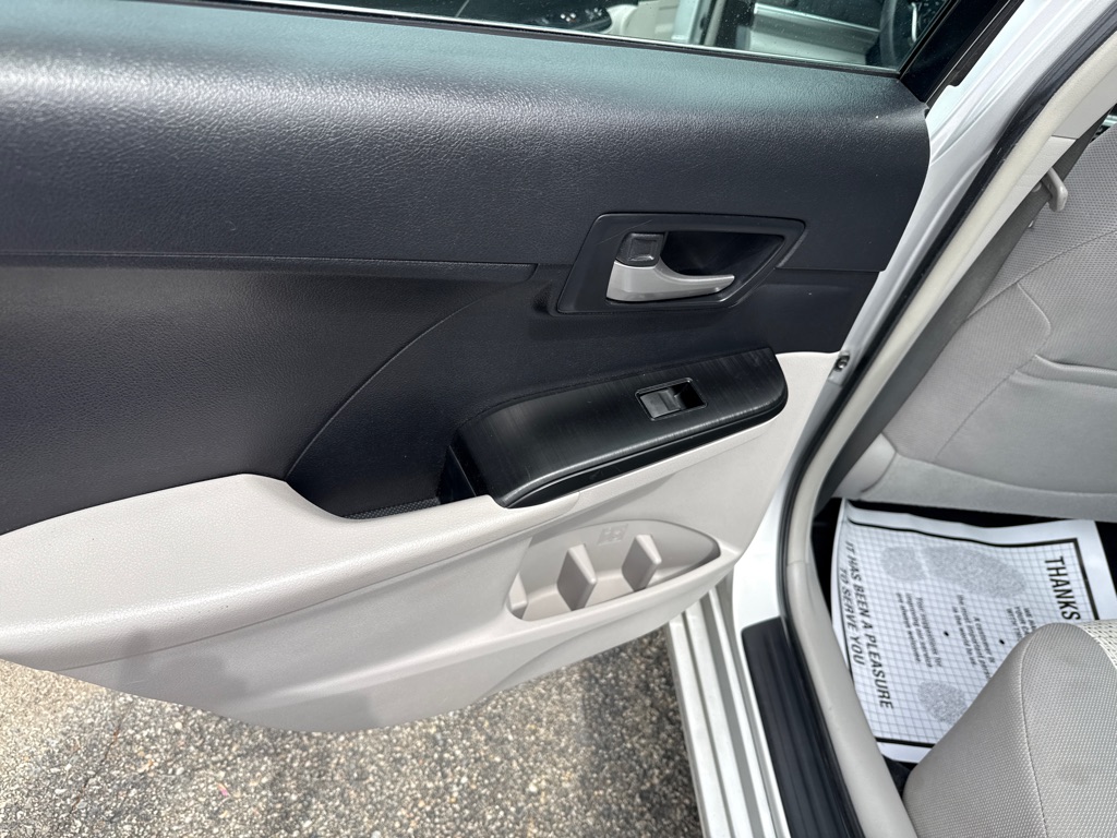 Photo 19 of this TOYOTA CAMRY
