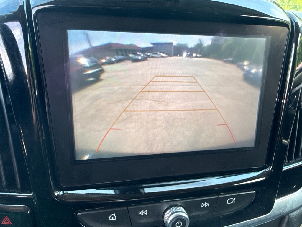 Photo 13 of this CHEVROLET TRAVERSE LT