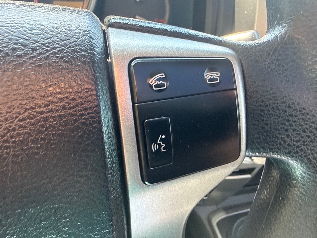 Photo 12 of this TOYOTA 4RUNNER SR5