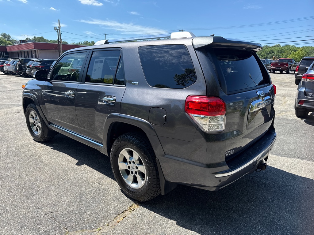 Photo 5 of this TOYOTA 4RUNNER SR5