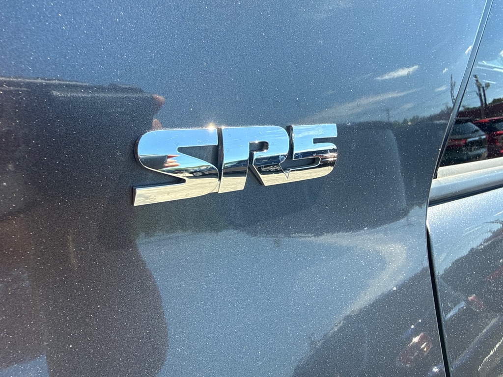 Photo 4 of this TOYOTA 4RUNNER SR5
