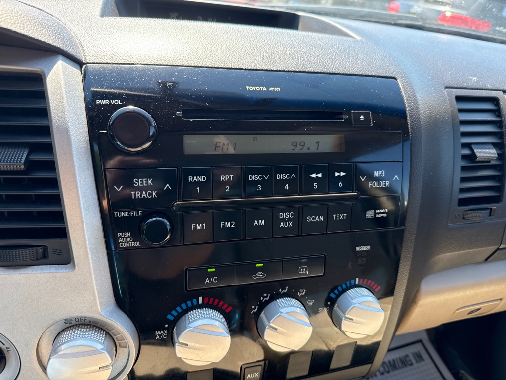 Photo 12 of this TOYOTA TUNDRA SR5