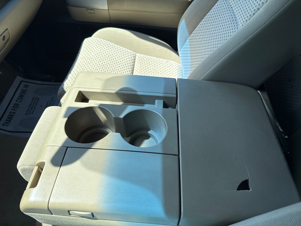 Photo 18 of this TOYOTA TUNDRA SR5