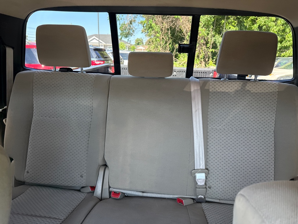 Photo 19 of this TOYOTA TUNDRA SR5