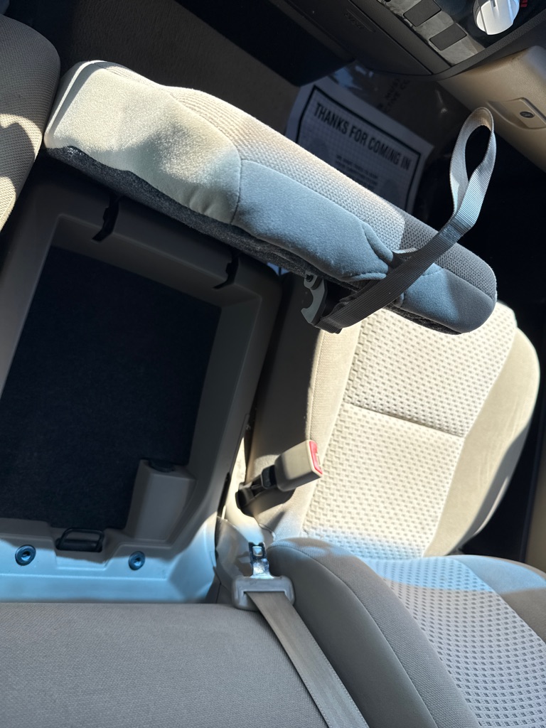 Photo 16 of this TOYOTA TUNDRA SR5