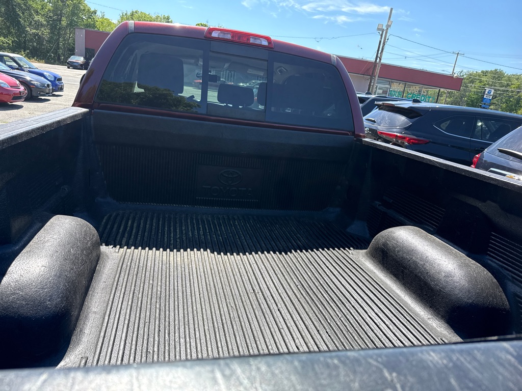 Photo 26 of this TOYOTA TUNDRA SR5
