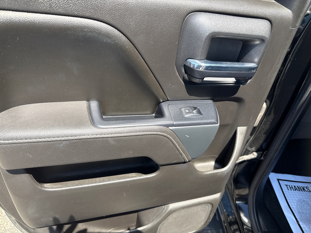 Photo 23 of this CHEVROLET SILVERADO 1500