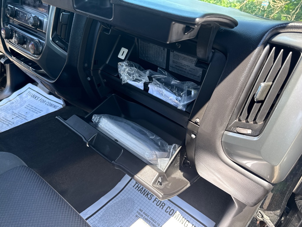 Photo 29 of this CHEVROLET SILVERADO 1500