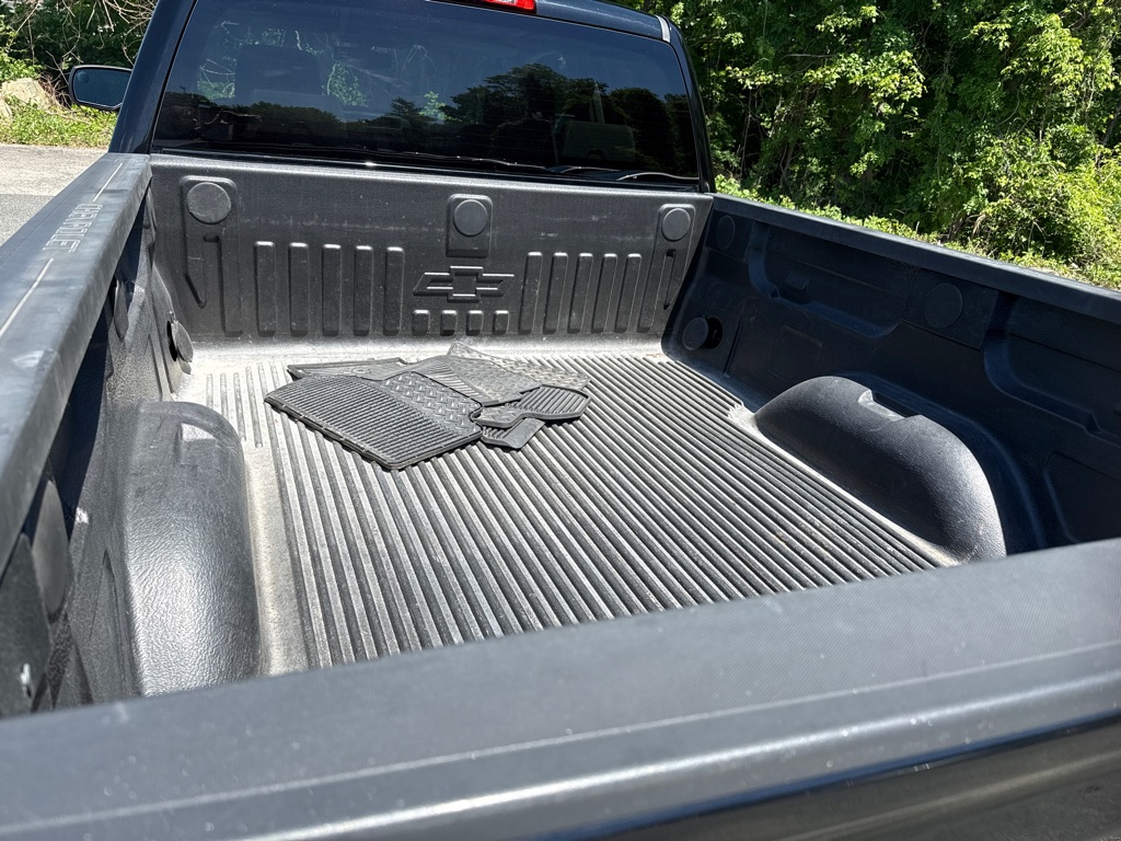 Photo 5 of this CHEVROLET SILVERADO 1500
