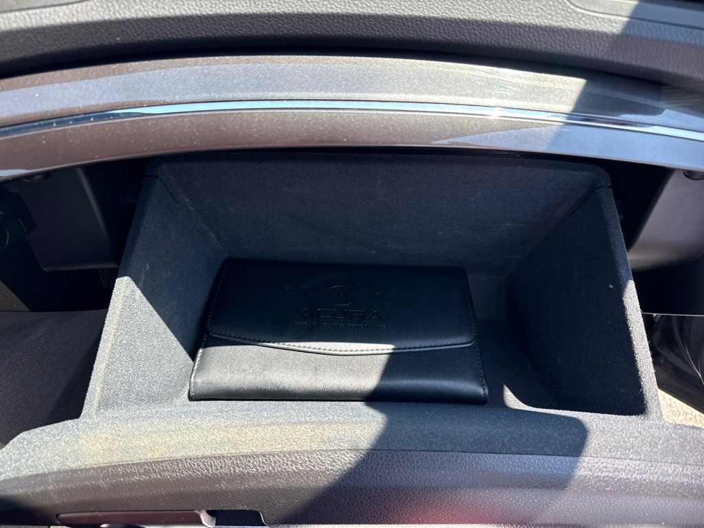 Photo 32 of this ACURA ILX