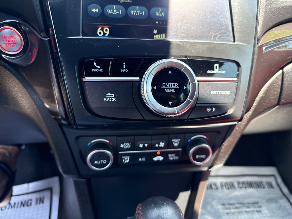 Photo 16 of this ACURA ILX