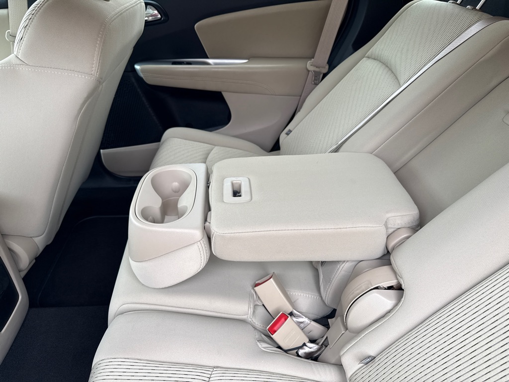 Photo 20 of this DODGE JOURNEY