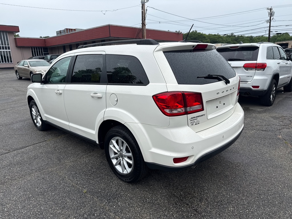 Photo 4 of this DODGE JOURNEY