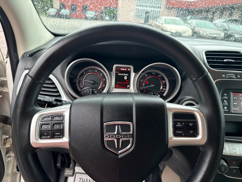 Photo 8 of this DODGE JOURNEY