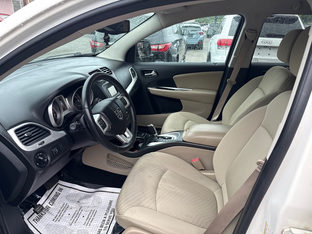 Photo 5 of this DODGE JOURNEY