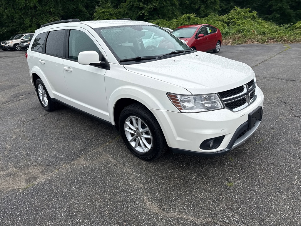 Photo 2 of this DODGE JOURNEY