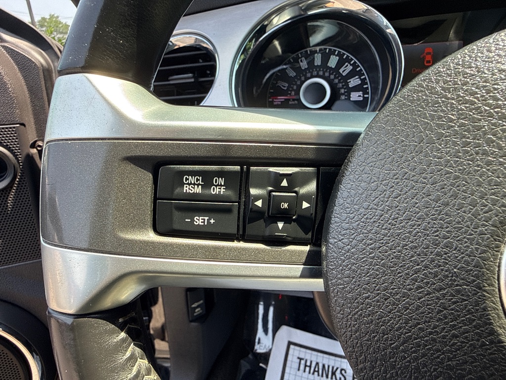 Photo 11 of this FORD MUSTANG PREMIUM
