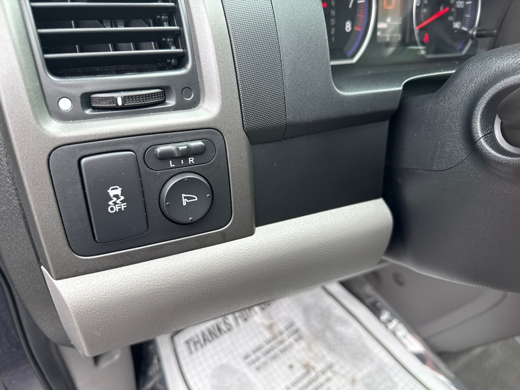 Photo 8 of this HONDA CR-V EX-L