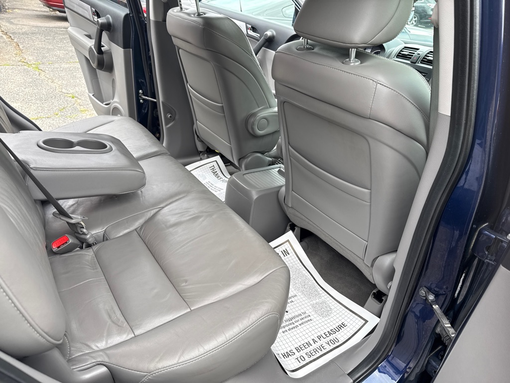 Photo 24 of this HONDA CR-V EX-L