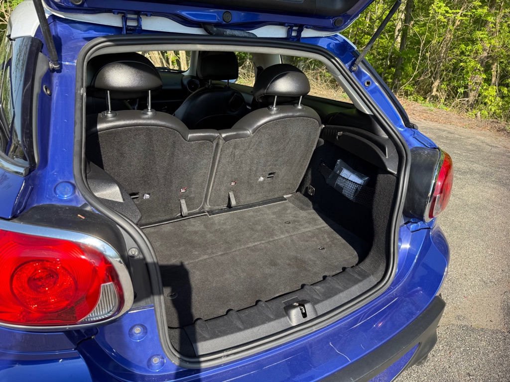 Photo 21 of this MINI COOPER S PACEMAN