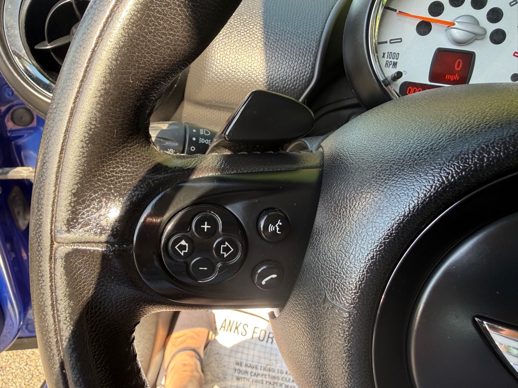 Photo 18 of this MINI COOPER S PACEMAN