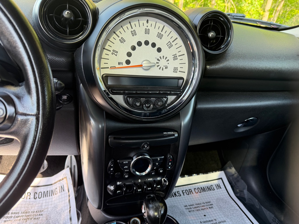 Photo 8 of this MINI COOPER S PACEMAN