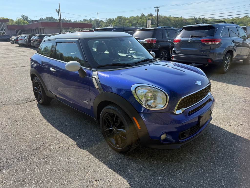 Photo 2 of this MINI COOPER S PACEMAN
