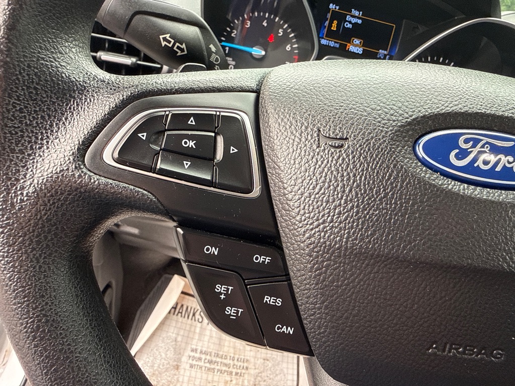 Photo 11 of this FORD ESCAPE SE TECH