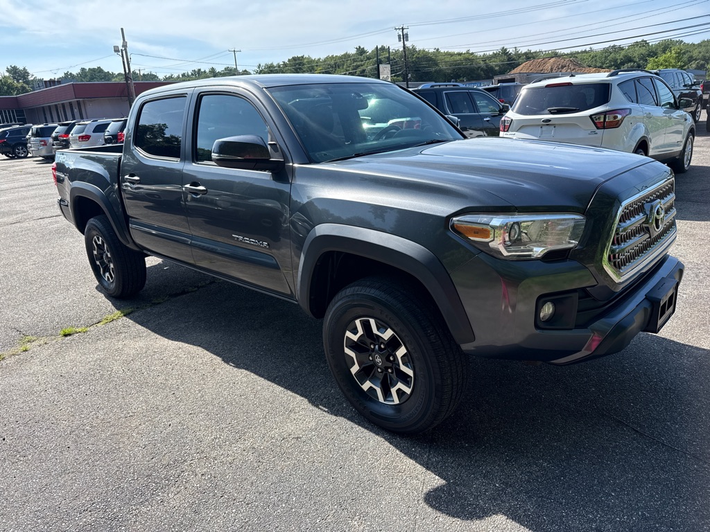 Photo 2 of this TOYOTA TACOMA TRD