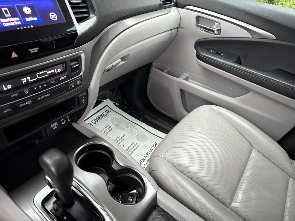 Photo 23 of this HONDA RIDGELINE RTL-T
