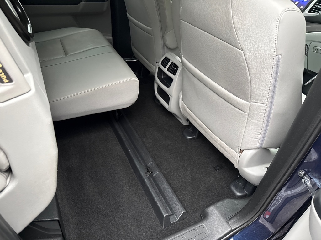 Photo 33 of this HONDA RIDGELINE RTL-T