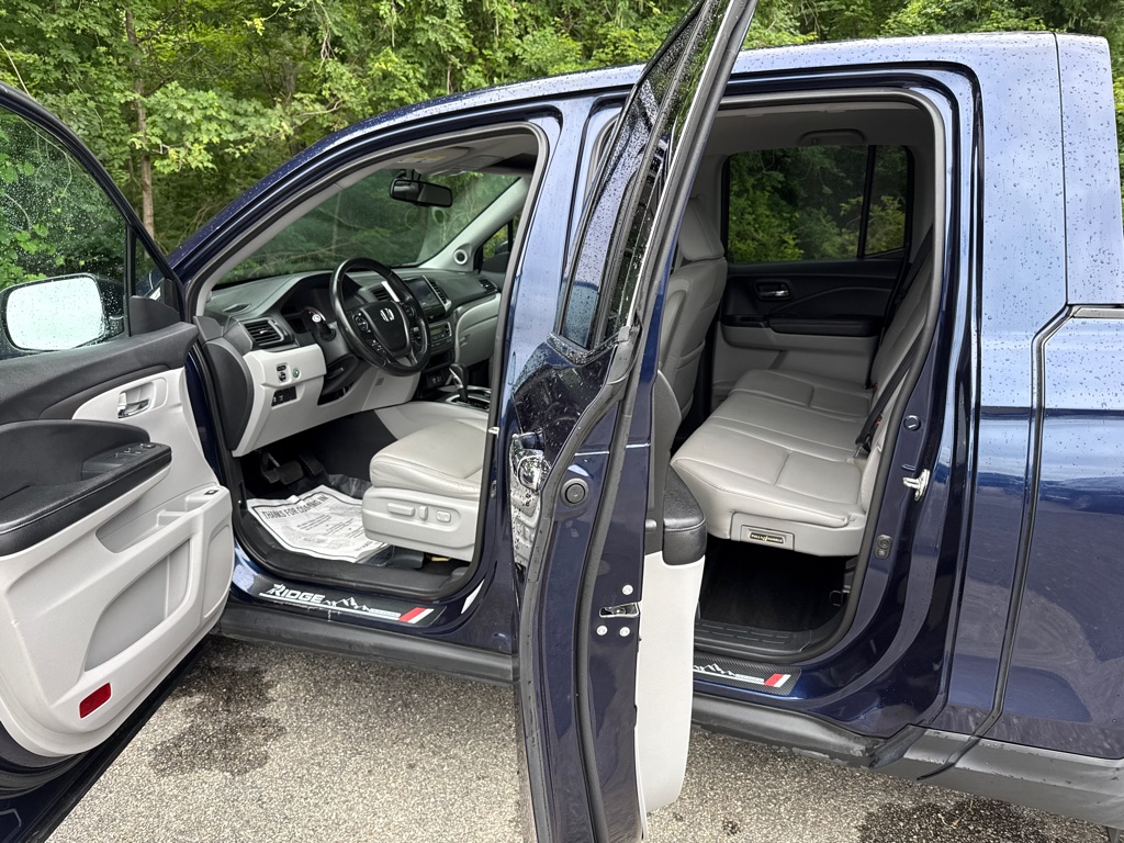 Photo 6 of this HONDA RIDGELINE RTL-T