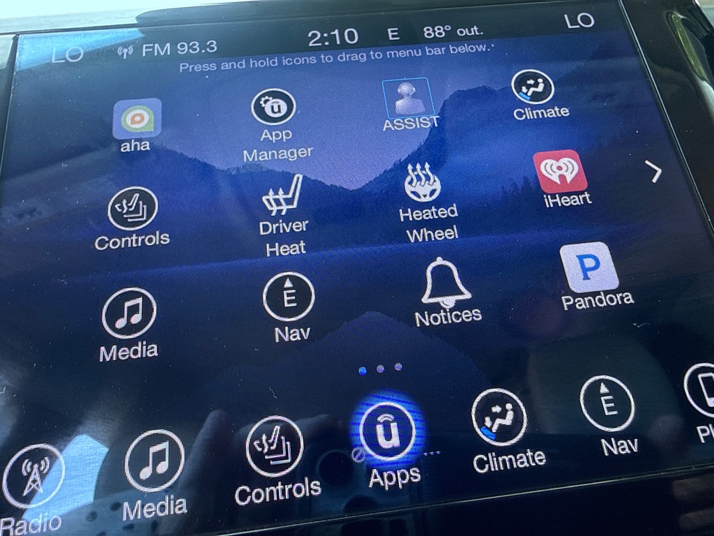 Photo 14 of this CHRYSLER PACIFICA