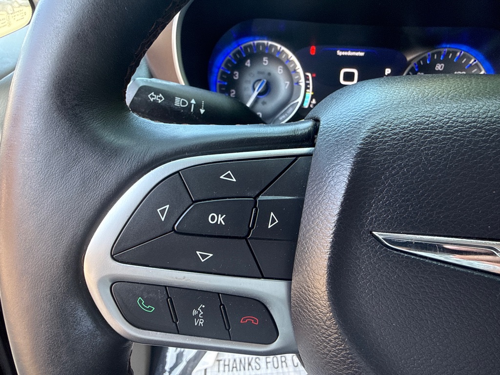Photo 11 of this CHRYSLER PACIFICA