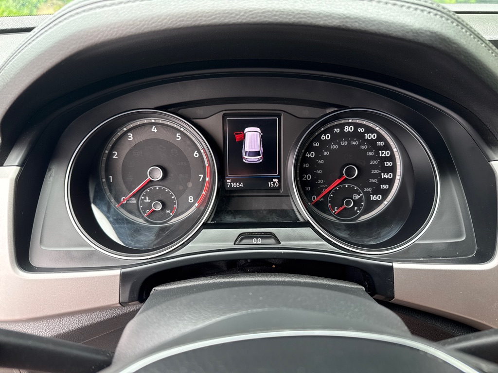 Photo 13 of this VOLKSWAGEN ATLAS W/ TECH