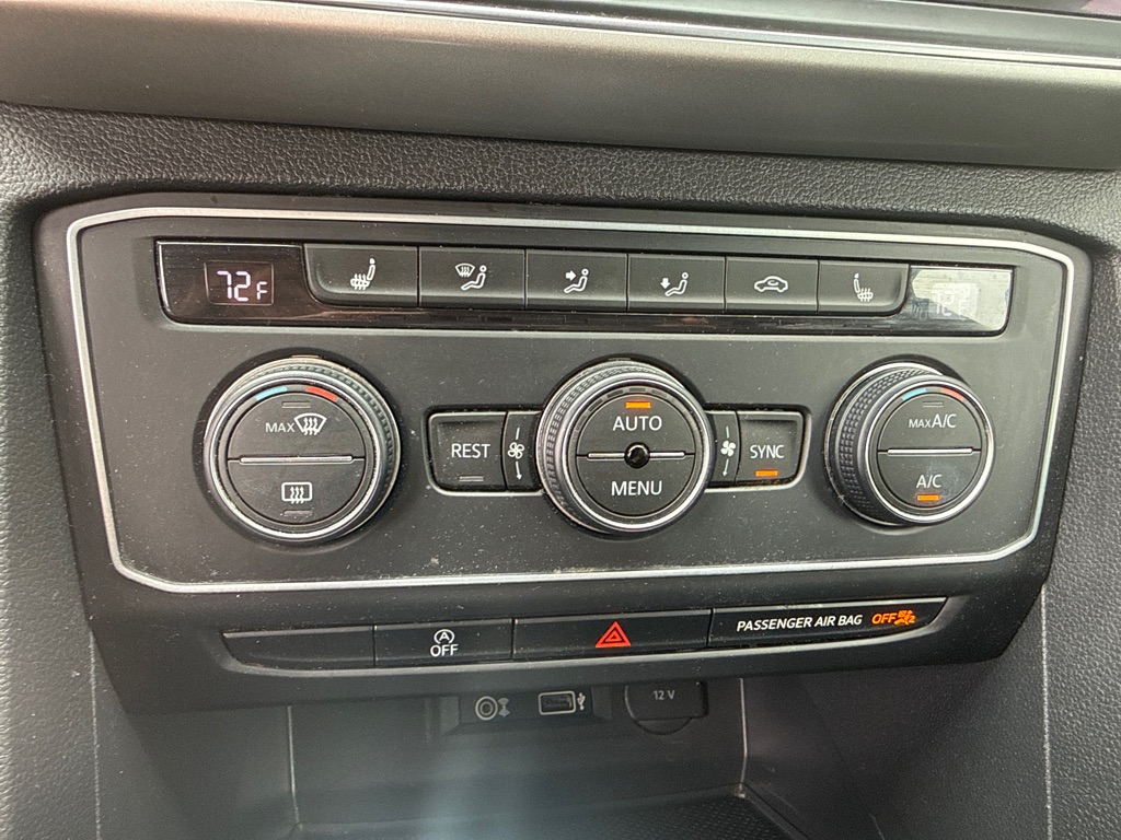 Photo 17 of this VOLKSWAGEN ATLAS W/ TECH