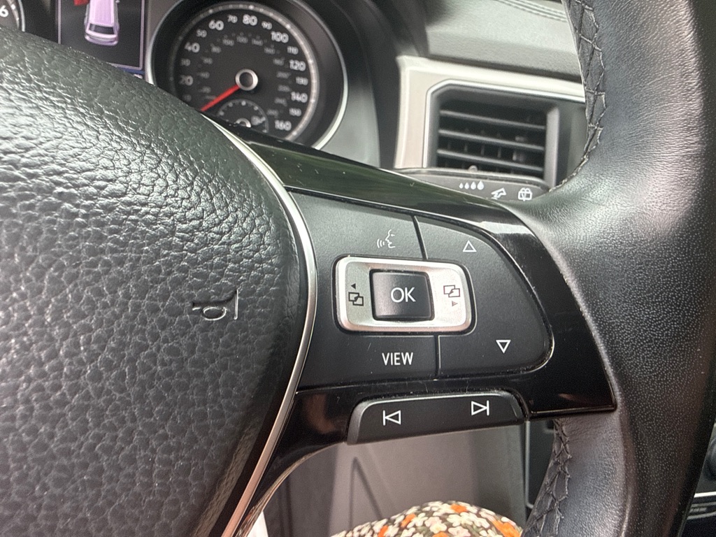 Photo 11 of this VOLKSWAGEN ATLAS W/ TECH