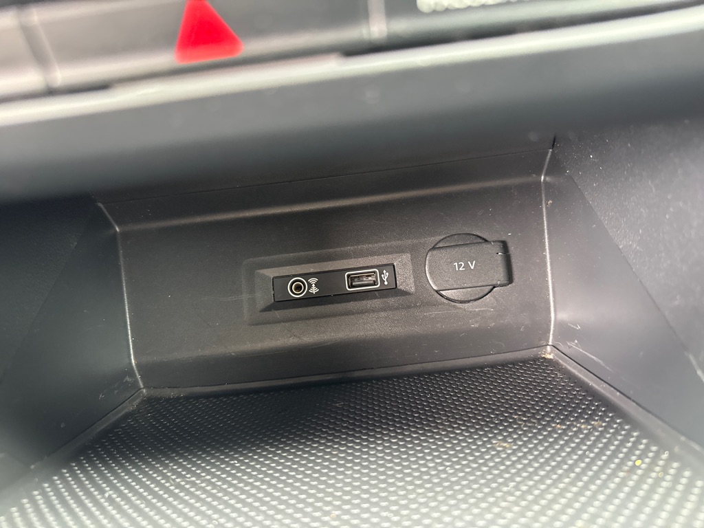 Photo 18 of this VOLKSWAGEN ATLAS W/ TECH