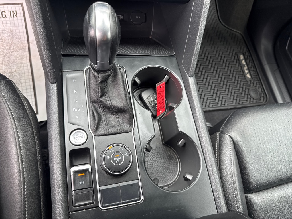 Photo 19 of this VOLKSWAGEN ATLAS W/ TECH