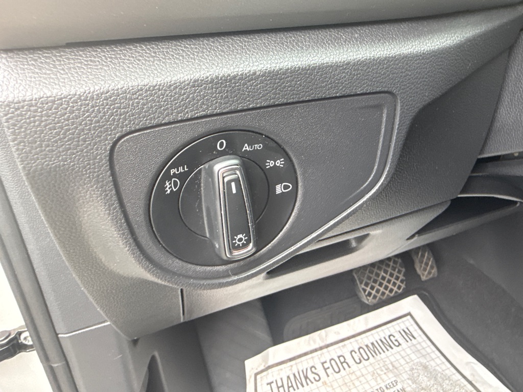 Photo 9 of this VOLKSWAGEN ATLAS W/ TECH