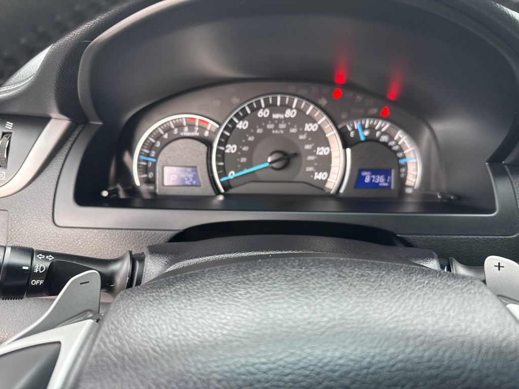 Photo 12 of this TOYOTA CAMRY SE