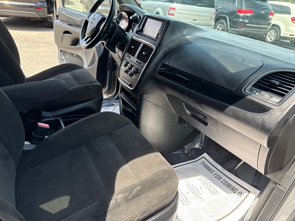 Photo 25 of this DODGE GRAND CARAVAN