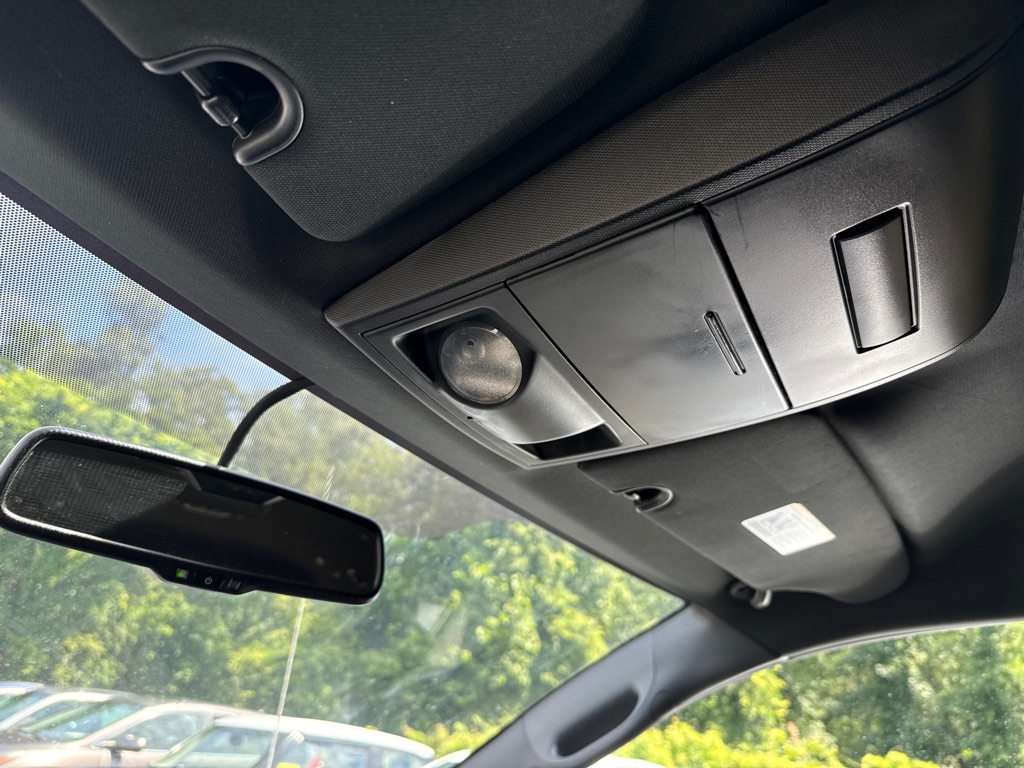 Photo 17 of this DODGE GRAND CARAVAN
