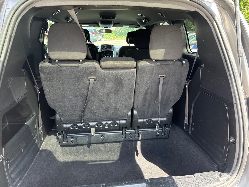 Photo 22 of this DODGE GRAND CARAVAN