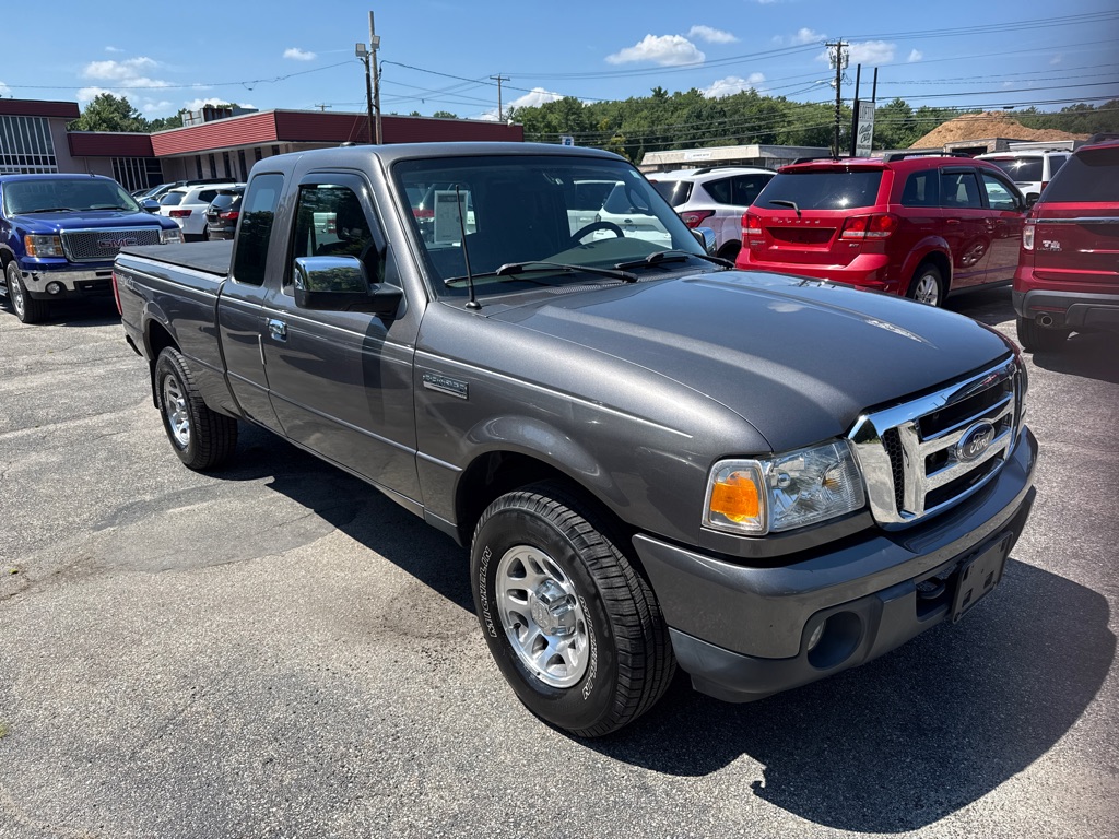 Photo 2 of this FORD RANGER XLT