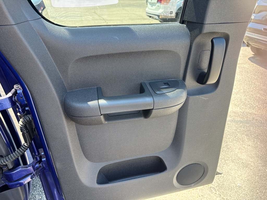 Photo 11 of this GMC SIERRA SLE