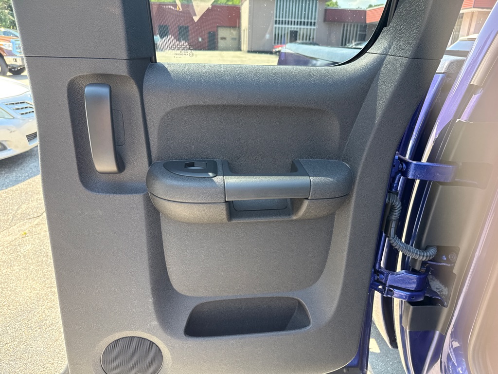 Photo 26 of this GMC SIERRA SLE