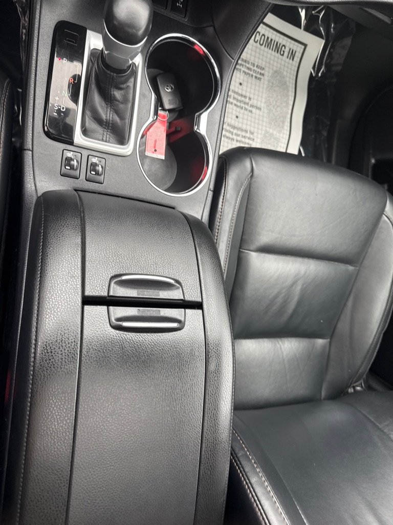 Photo 22 of this TOYOTA HIGHLANDER