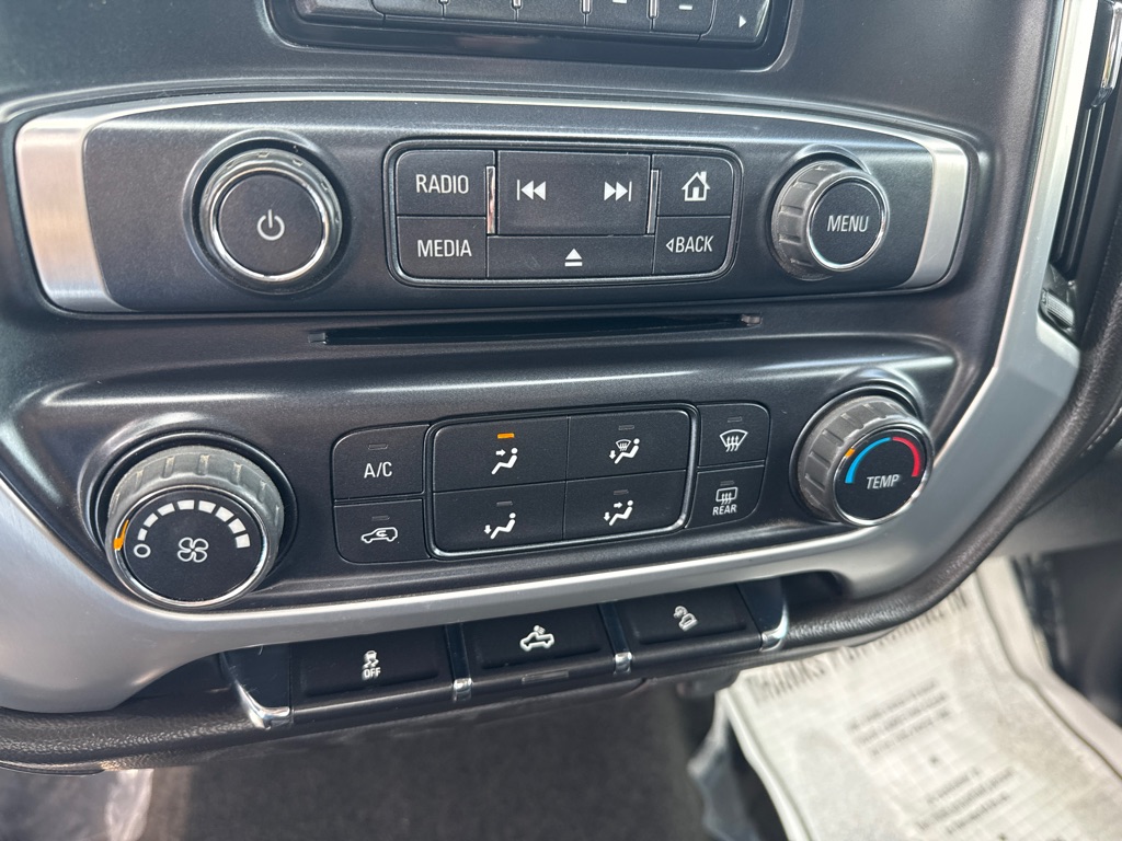 Photo 18 of this GMC SIERRA SLE