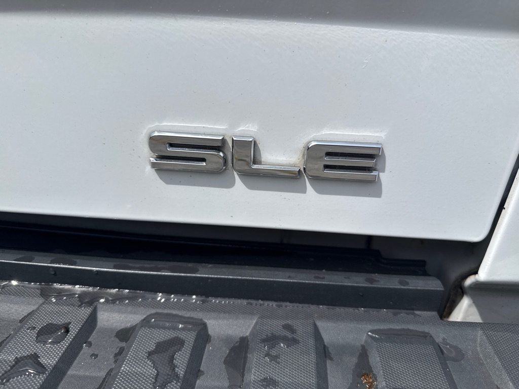 Photo 5 of this GMC SIERRA SLE